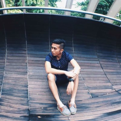 What's up?! New on twitter! Follow me & i'll follow back! :D