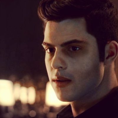 Raphael_Diaz_'s profile picture. When you live more than one lifetime. You begin to see the world for what it truly is. A tragic place.