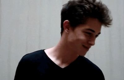 naelrpgtar's profile picture. 