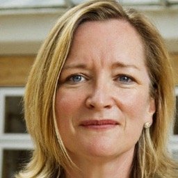 lorraine farrellyさんのプロフィール画像
