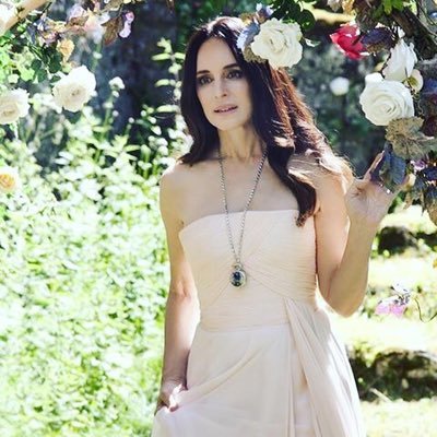 Fansite for the wonderful Madeleine Stowe. I am not Madeleine nor am I affiliated w/ her. Madeleine is on Instagram at MadeleineMStowe