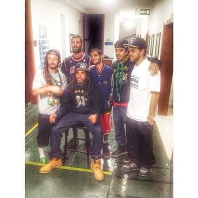 sou_corleone's profile picture. Eu quero a calma na alma pra poder viver a vida 
TWD