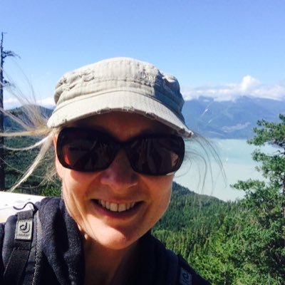 West Vancouver primary educator. Lover of art, nature, books and anything creative!