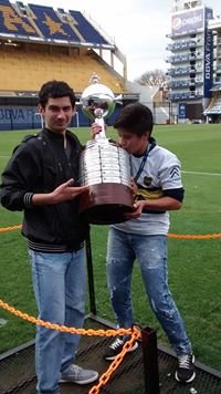 Bostero y Riquelmista a muerte...!!💙💛💙 amante del fútbol en general.
instagram: tincho_nielsen
Facebook: Martín Nielsen