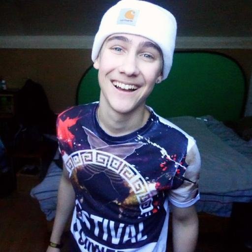 doemaarfangirlx's profile picture. Hey mensen. Leuk dat je op me account kijkt. Ik ben al best lang fan van Job. Daarom heb ik besloten een fan account te maken. #spreadthelove for Job