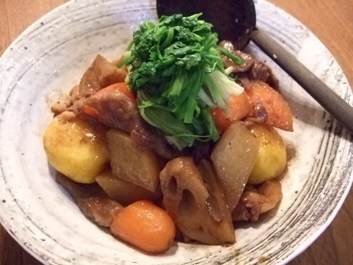 yurigoro's profile picture. レシピ考えたり料理作ったりおいしいもの食べたりスタイリングしたり。