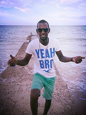 neishloverboys1's profile picture. 