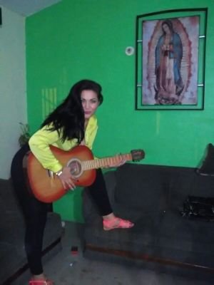 dayanasaiinz's profile picture. 