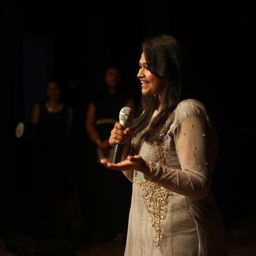 pandya25vidhi1's profile picture. love journalism#reporting#foodie#samosa lover# cooking#reading#Bollywood music,writing...................