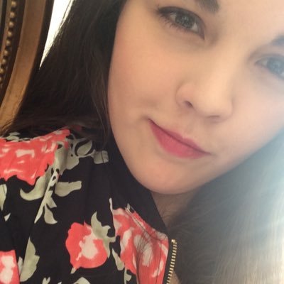 IrPaulina's profile picture. 