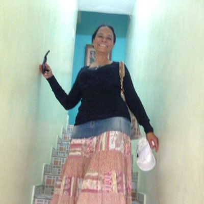 soy una mujer bendecida por Dios, pastora en Bonao, que enseñando valores trata de poner un granito de arena para q nuestro pais sea diferente.