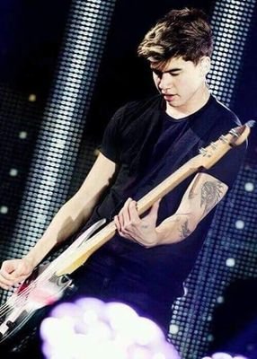 HemmingsAj's profile picture. I love 5 Seconds of Summer .
I also Like Dalton Rappatoni ^^
Wattpad Adik Reader!
❤
