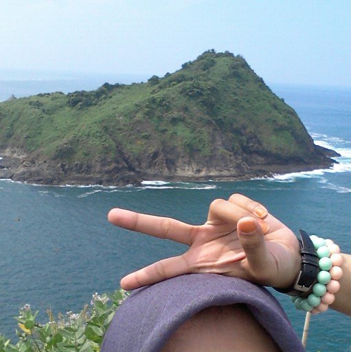 rnjyh's profile picture. Jaga Gawang ER. Akun sambat, mostly fangirl. Bukan akun edukasi kesehatan💁🏻‍♀️