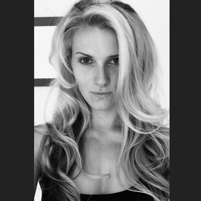 aliceelizhumble's profile picture. 