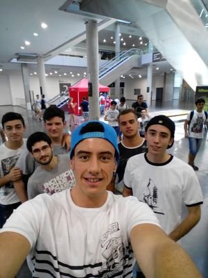 vallswily's profile picture. voy to flexy cabron