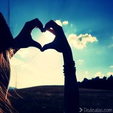 veronicajung22's profile picture. Com a mesma facilidade que me pego, eu desapego...me desintegro, sofro e quebro, mas me reintegro muito mais forte e rápido! -B.M.