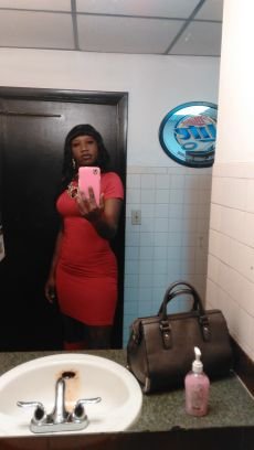 GOD IS GOOD ALL THE TIME
IF IT ANI'T ABOUT THE MONEY DON'T BE BLOWING ME UP BE WASTING MY TIME.....