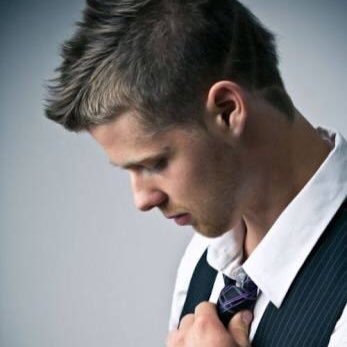 fugurism's profile picture. ブログがない時代に日記サイト「フグリズム。」を書いていたエッセイスト→病気で蟄居→高い所から低い所を眺める（ｲﾏｺｺ）｜病弱です|お仕事はDMにて|パグ女子とキャバリア女子のパパです|黒パグ大吉、小鉄🌈天国へ