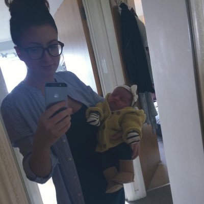 Mummy to Lana Rose 💗 Currently learning to be a parent, to breastfeed without flashing & to get ready in 2 minutes everyday