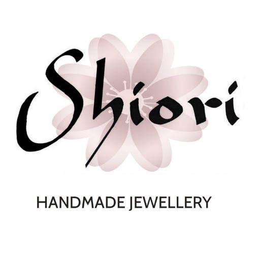 shiorijewellery's profile picture. Alta bisuteria y bolsos de piel