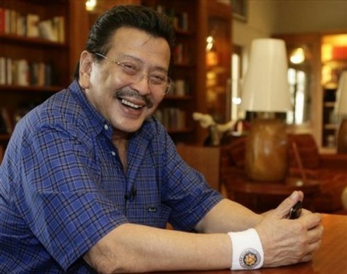 Erap favors extension of martial law in Mindanao