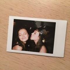 #Fashionstylist sharing her search for beauty! Steamer's best friend aka #stylistassistant