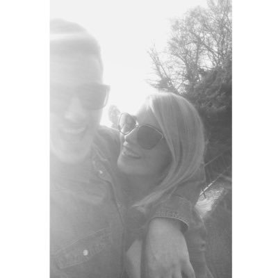 Instagram: _ellieburgess1 ✨