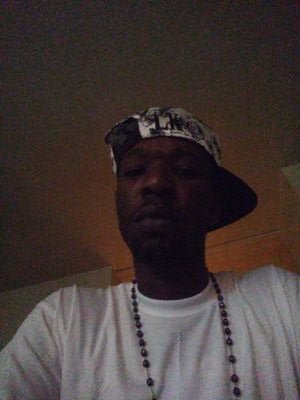 Father of 2. hip hop artists and entrepreneur. features going for the low! contact info(678)7690134