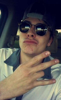 harrisandrew01's profile picture. Young Ritch Homie. Optimist. Purple Haze all around, don't know if I'm coming up or down.