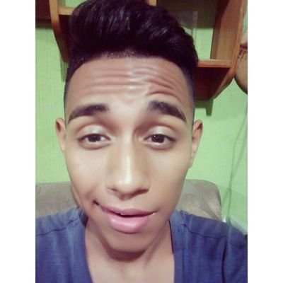 JonaB12366's profile picture. #TwitterOficial Band #IDECPAROUSIA 
Trompetista y Batero
Seguime y Te sigo
Musico Profecional y cantante 
MisRedes
FacebookJonathan Barrios 
Twitter@JonaB12366