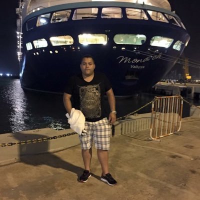 vicho246's profile picture. 