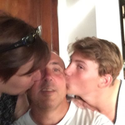 Le risque du métier en faisant de soi un spectacle qui n'en finit pas, c'est qu'à un moment donné, on achète soi-même un billet. Thomas Mac Guane Panama