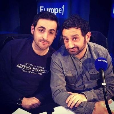 Fan de @Cyrilhanouna #TPMP #Fanzouze