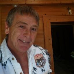 foxxysden's profile picture. 