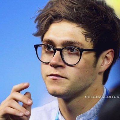 freevadne's profile picture. free follow from @evadne_xv , she follows back too