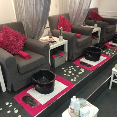 boohoobeautybar's profile picture. 