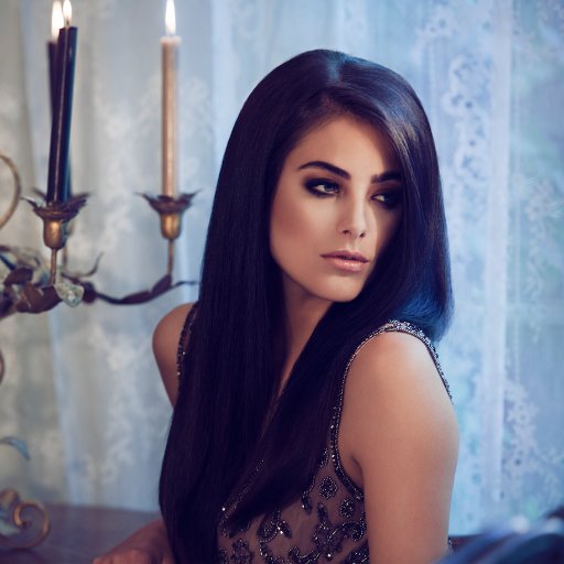 Lucinda Ellery and her team of dedicated staff have been providing professional hair extensions since 1984 and are the number one choice for celebrity hair