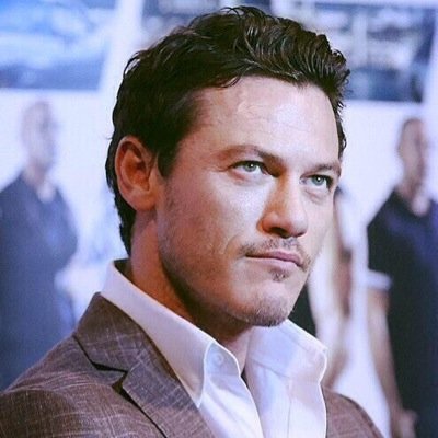 abdullah__220's profile picture. AC.Milan fan , and playstation gamer ❤️welcome to my page ❤️