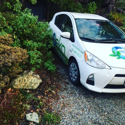 eeko Couriers - Proudly Delivering. The only 100% hybrid freight/courier fleet in Canada.