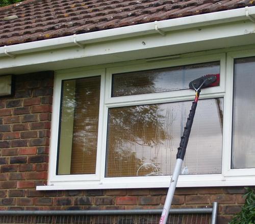 cleethorpes grimsby humberston tetney waltham window cleaning driveway gutters and caravan cleaning new technology used
