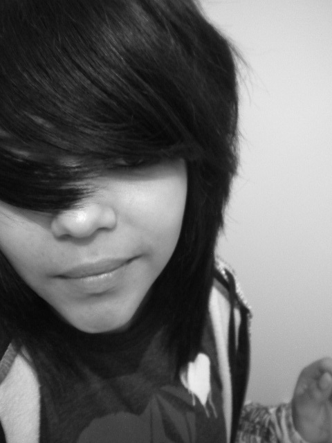 Love Music
-The Devil Wears Prada
-Chiodos

Love To Meet Knew Ppl:)