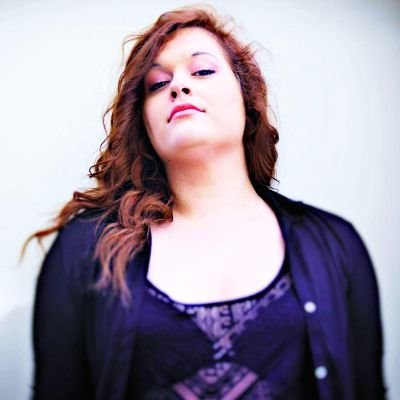 Indie/Alternative♪ Vocalist & Songwriter 🎼 [DISTRICT 11] 🎼 ➳District11Prod@gmail.com for feature, licensing & booking information