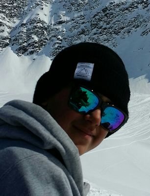 ethandavisski's profile picture. Freeskier and loving life ✌Armada, bawbags, fulltilt, marker, Vonzipper, https://t.co/p45hArt7qh - Instagram ethandavis_ski