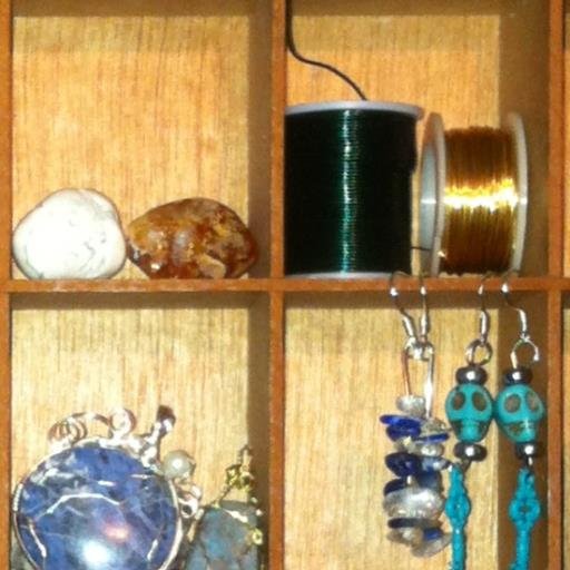 Co-owner of Rocks2Gems2Wire on Etsy. Critical Care Respiratory Therapist in a very busy Trauma Center for nearly 30 years. Mom. Jewelry Maker. Rock Lover. ;)