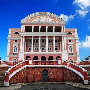 Patrimônio cultural arquitetônico do Amazonas, o grandioso @TeatroAmazonas te convida para participar de seus eventos culturais.