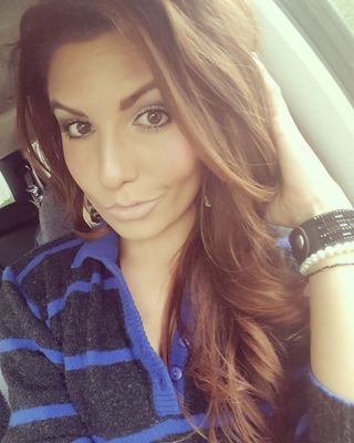 SKfellow's profile picture. Professional Hairstylist. Dedicated Mother. Weight Lifting. Writing. Living Mindfully. Continuous Self Development.