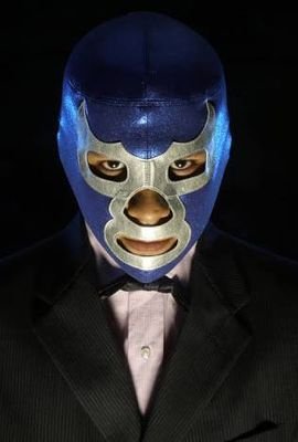 Aventurero, explorador, fecundo mental, vive y deja vivir...