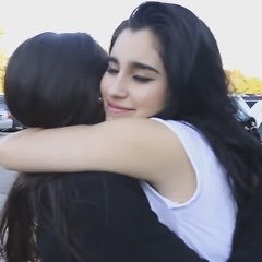 Camren imagines de todos os tipos: desde os mais fofos, até os mais tristes, dando uma passada inclusive pelos mais quentes. xx Dê sua sugestão!