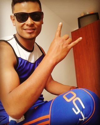 AlexNomesque's profile picture. la música