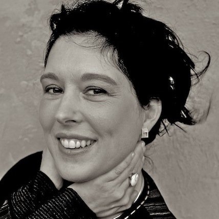 Kinderboekenauteur, redacteur, creatief schrijfster, Travel Angel